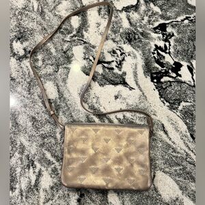 NWOT Stella & Dot D’Orsay Crossbody bag in champagne/rose gold color.